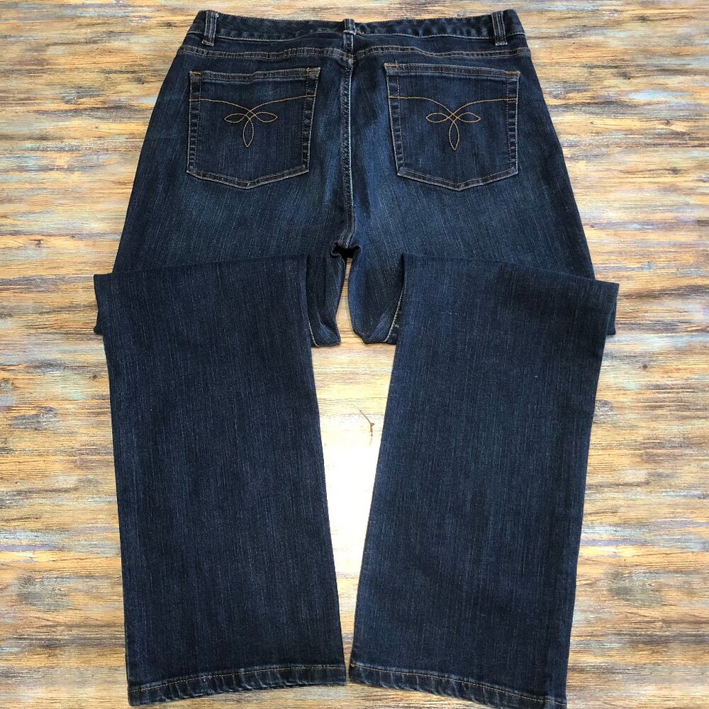 Chaps Denim Jeans Straight Distressed Dark Wash Mid Rise Blue Womens Size 12